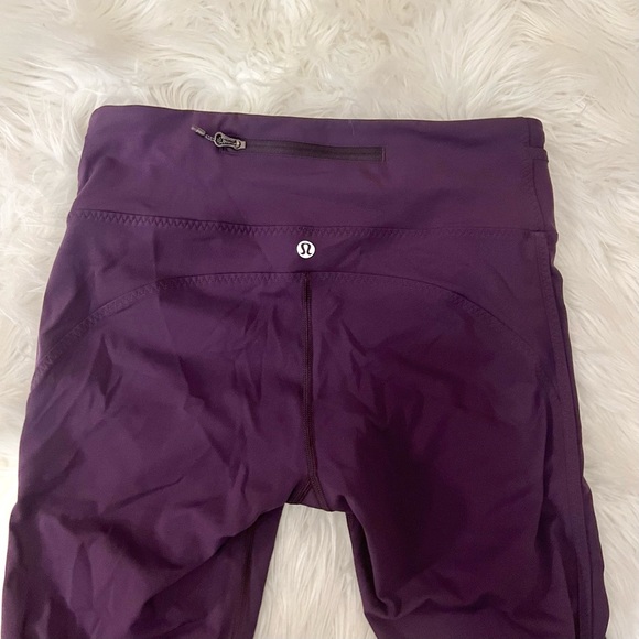 Lululemon High Rise Capri - Picture 2 of 5